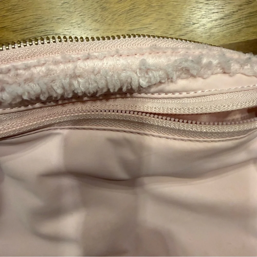 Lululemon Everywhere Belt bag Light Pink Sherpa crossbody FLAW